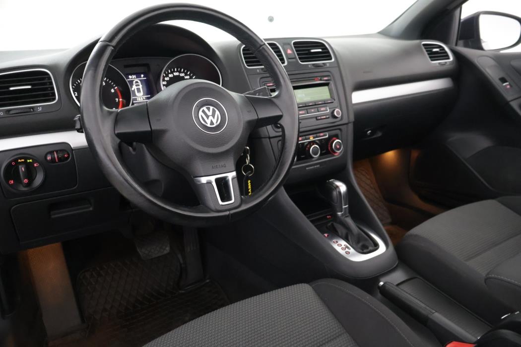 VOLKSWAGEN Golf 2013