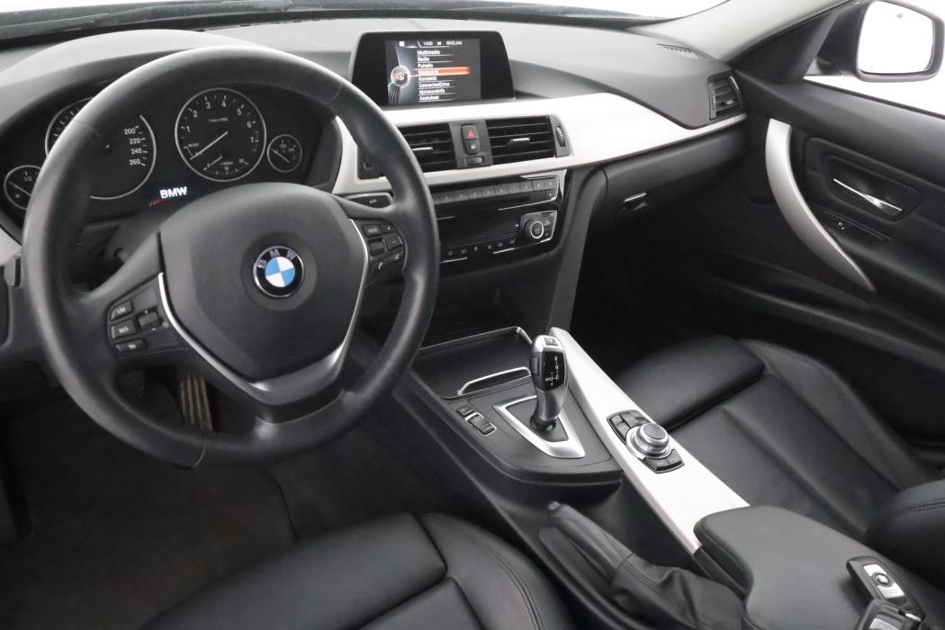 BMW 320 2017