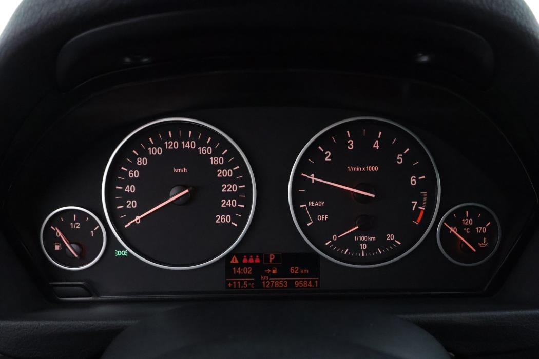 BMW 320 2017
