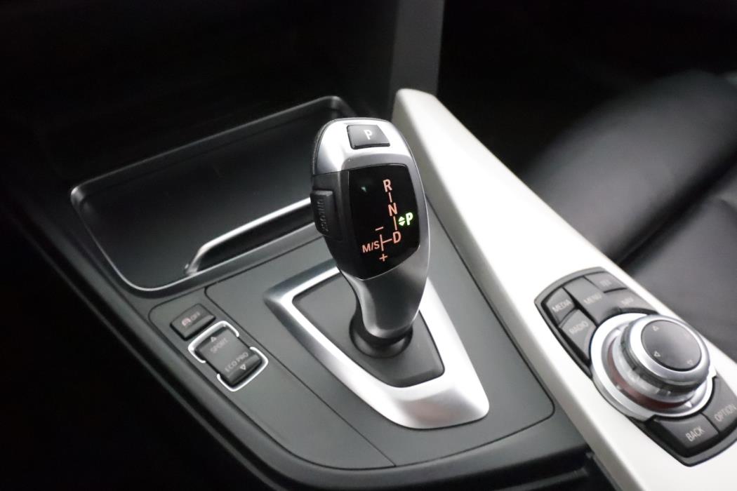 BMW 320 2017