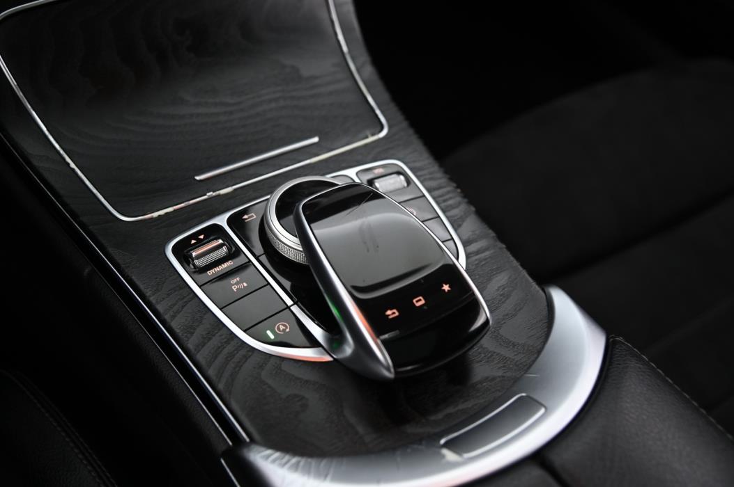 MERCEDES-BENZ C 2016