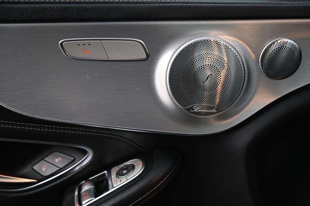 MERCEDES-BENZ C 2016