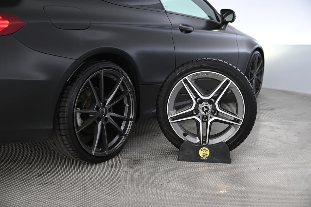 MERCEDES-BENZ C 2016