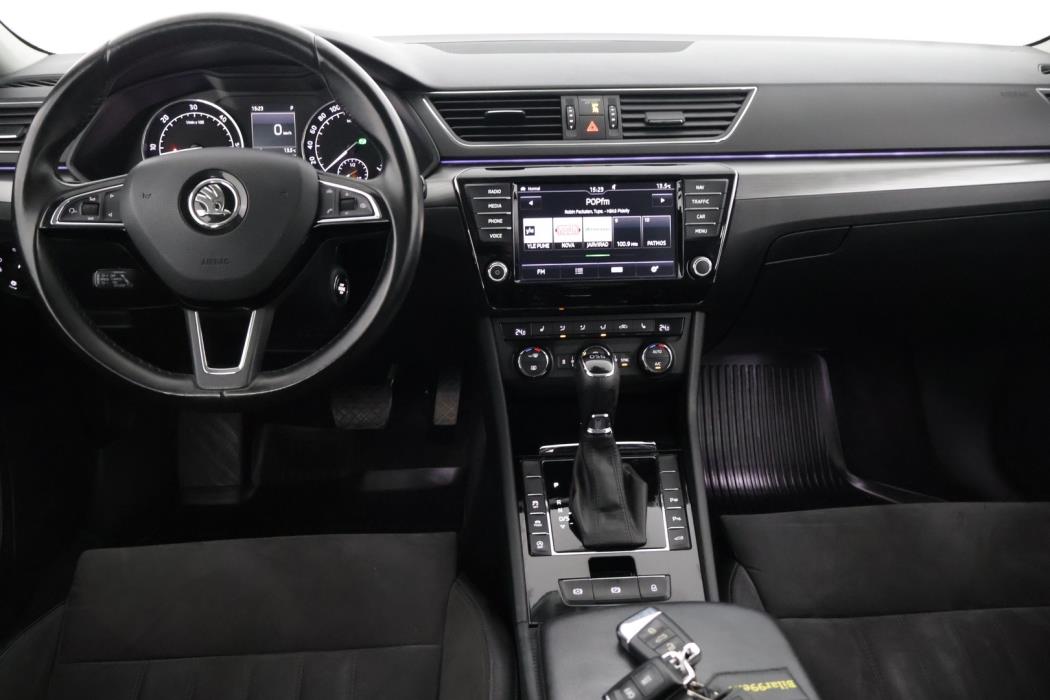 SKODA Superb 2016