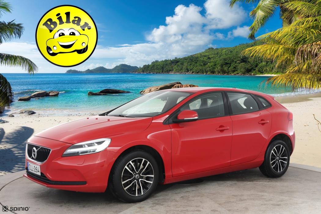 VOLVO V40 2018