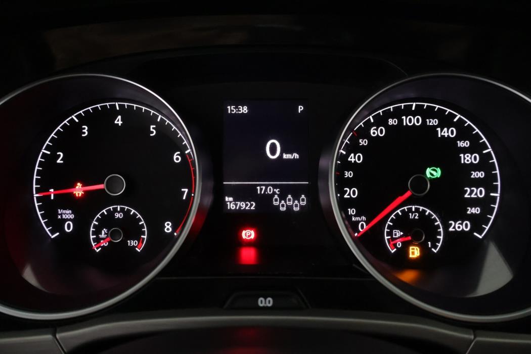 VOLKSWAGEN Touran 2019