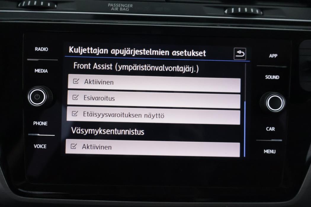 VOLKSWAGEN Touran 2019