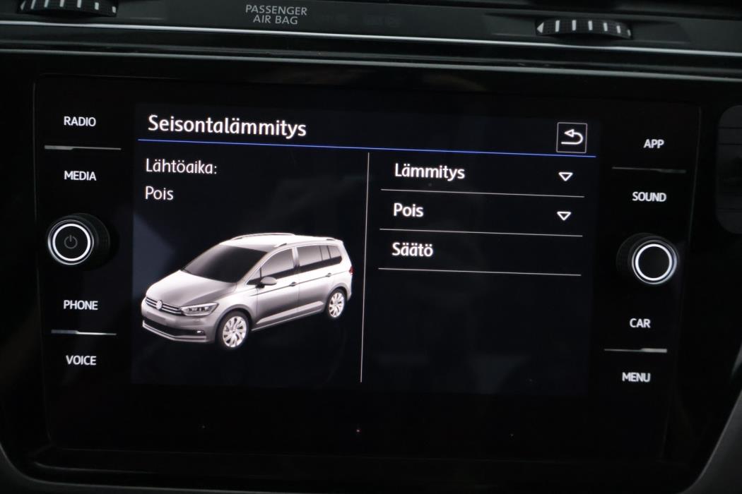 VOLKSWAGEN Touran 2019