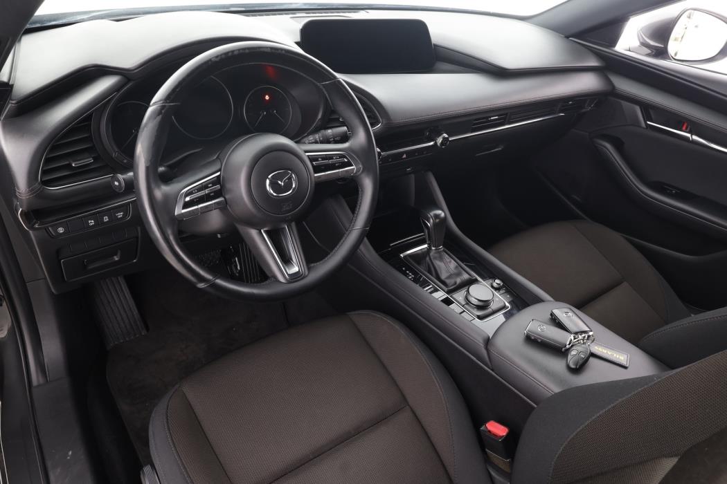 MAZDA 3 2020
