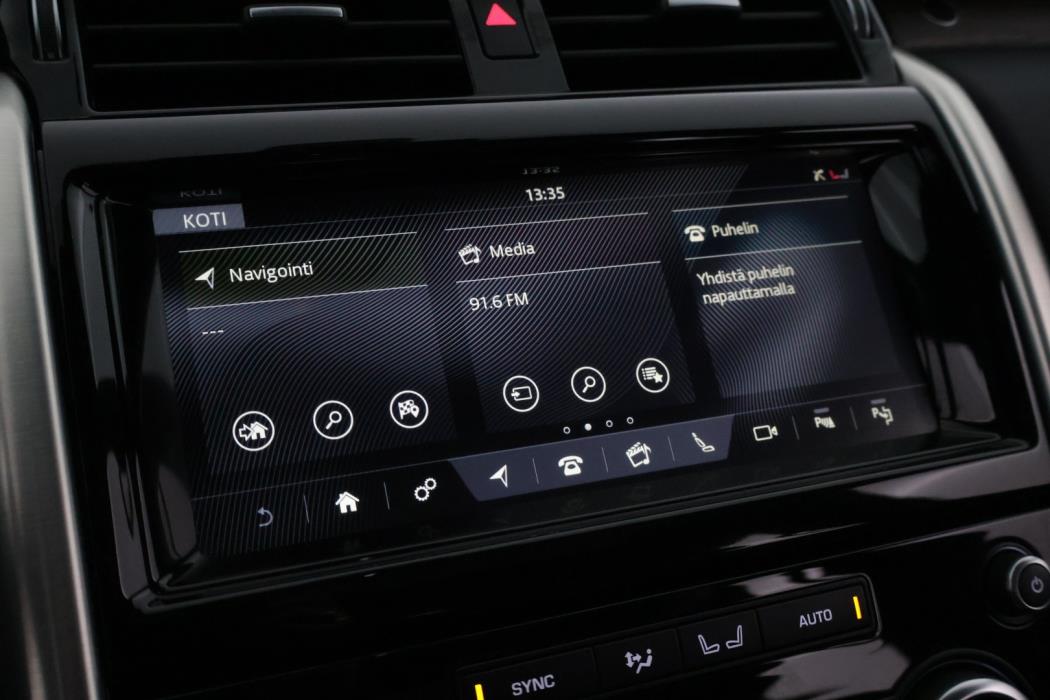 LAND ROVER Discovery 2019