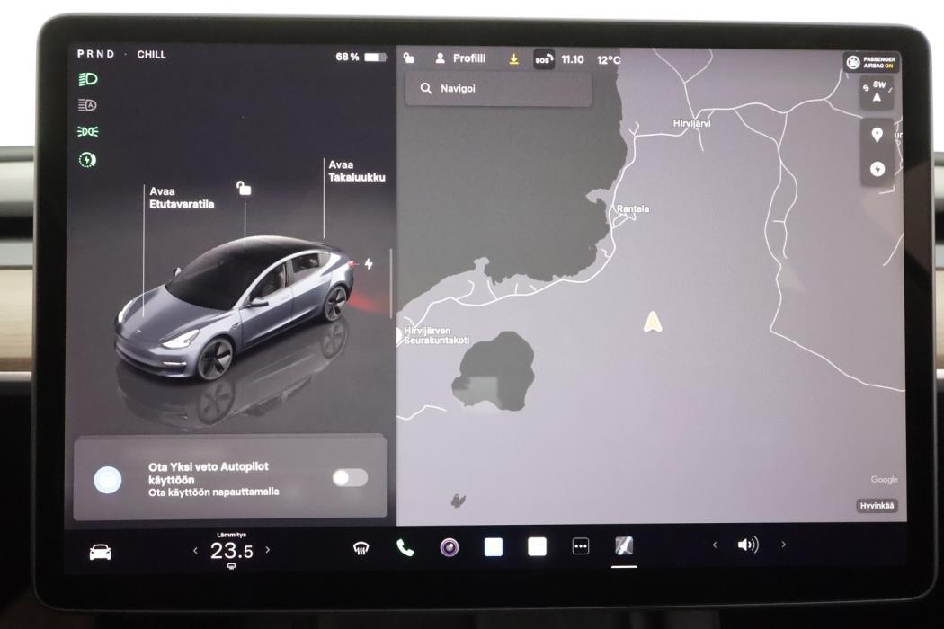TESLA Model 3 2022