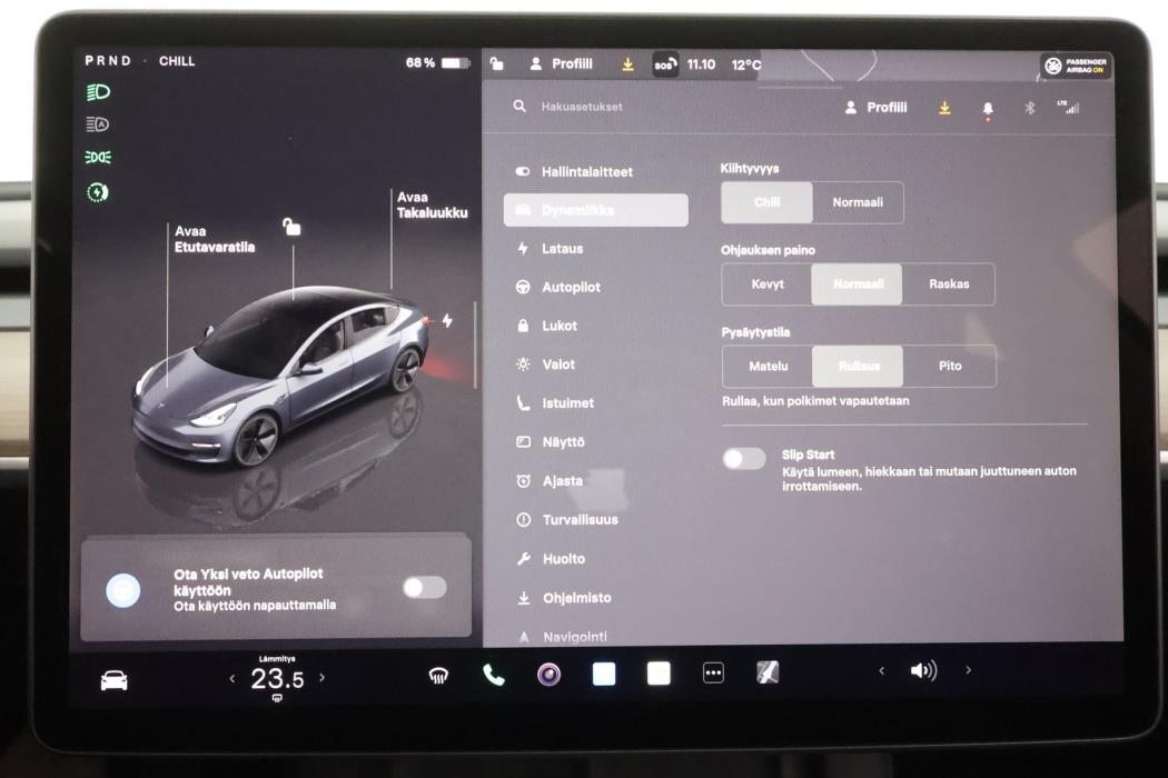 TESLA Model 3 2022