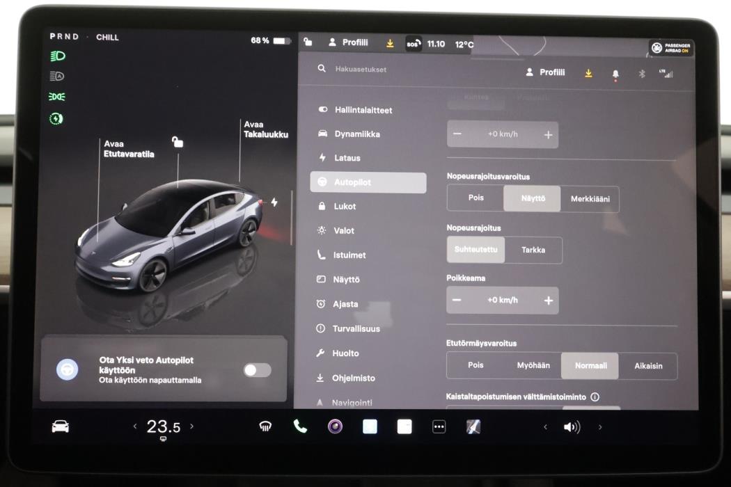 TESLA Model 3 2022