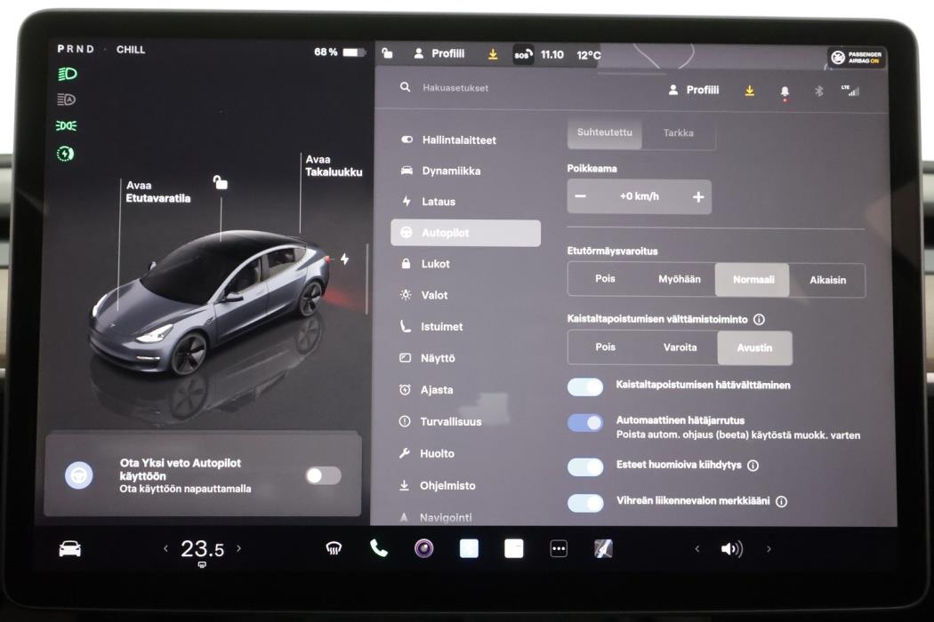 TESLA Model 3 2022