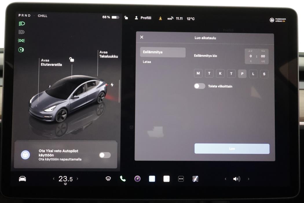 TESLA Model 3 2022
