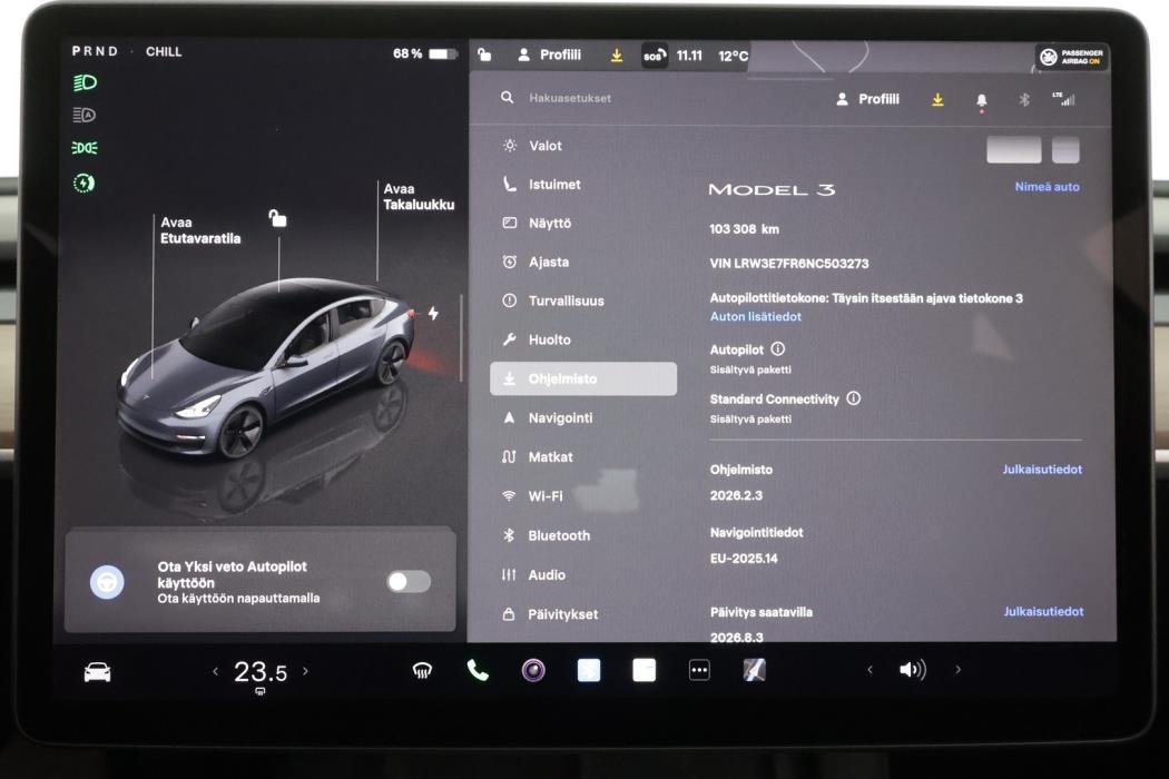 TESLA Model 3 2022