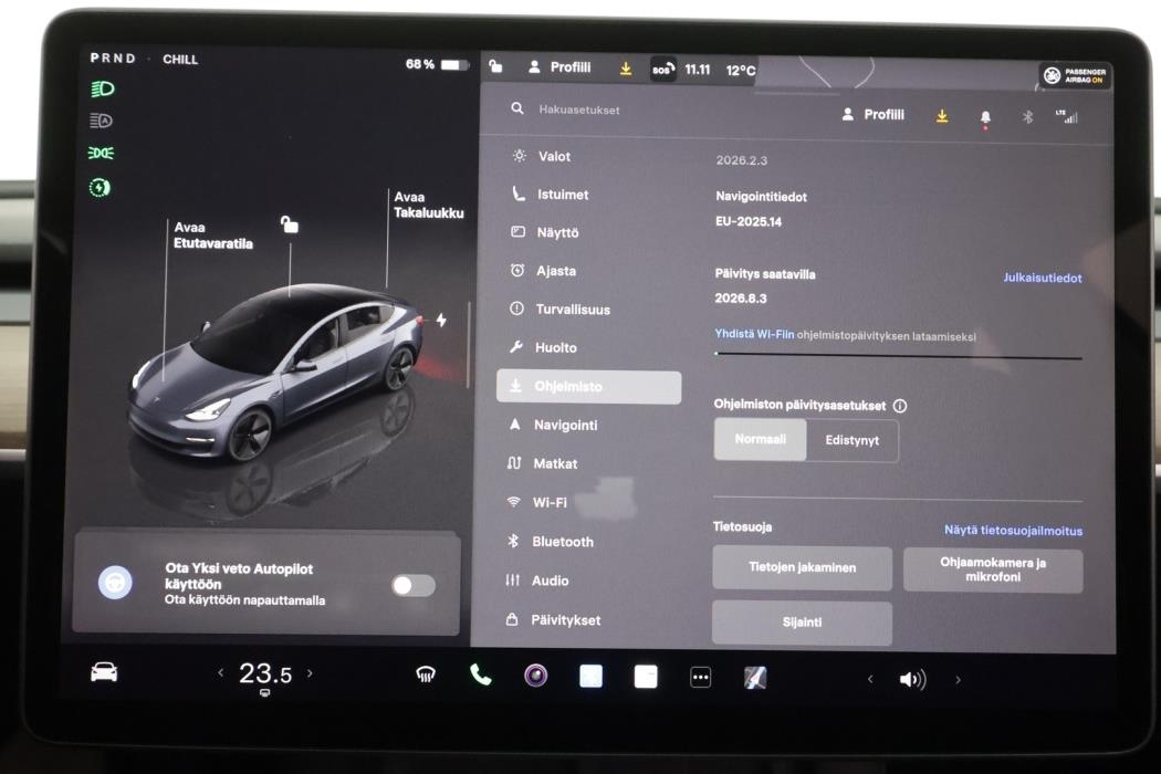 TESLA Model 3 2022