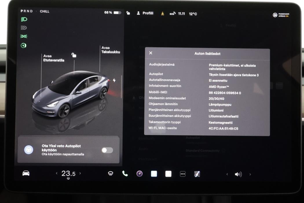 TESLA Model 3 2022