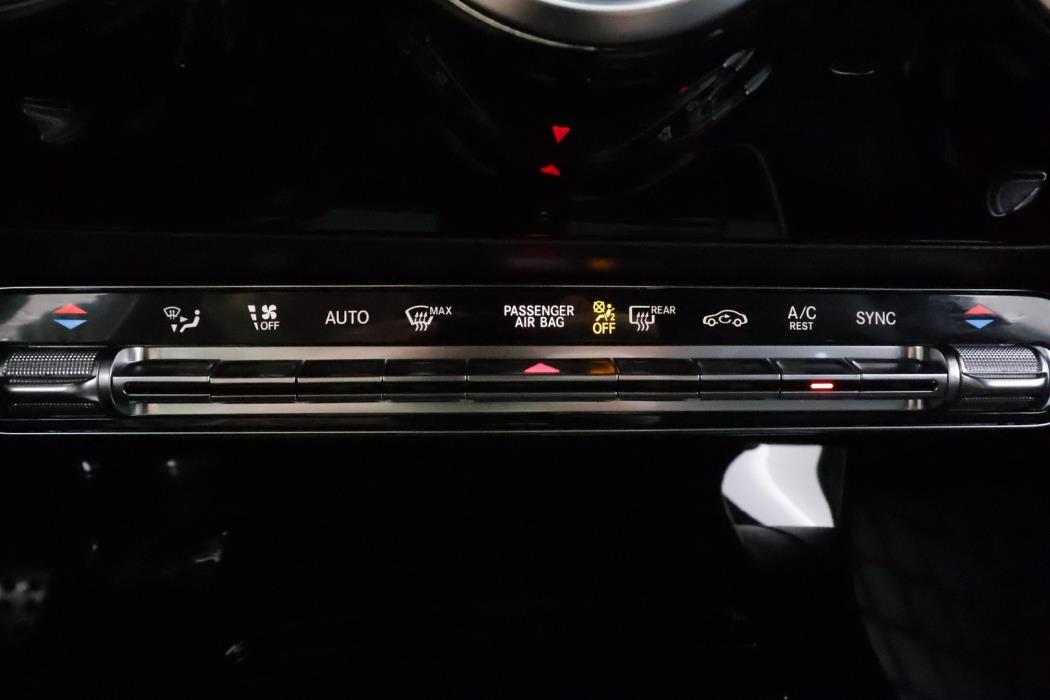 MERCEDES-BENZ CLA 2020