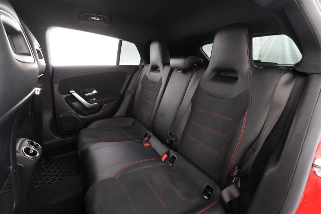 MERCEDES-BENZ CLA 2020