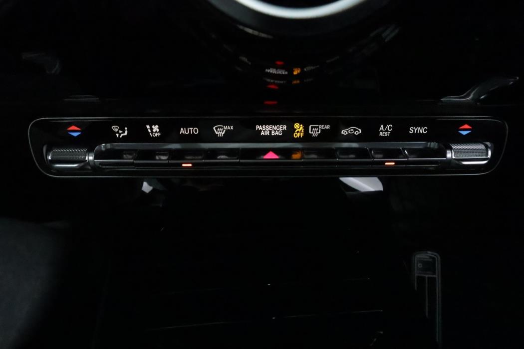 MERCEDES-BENZ CLA 2020