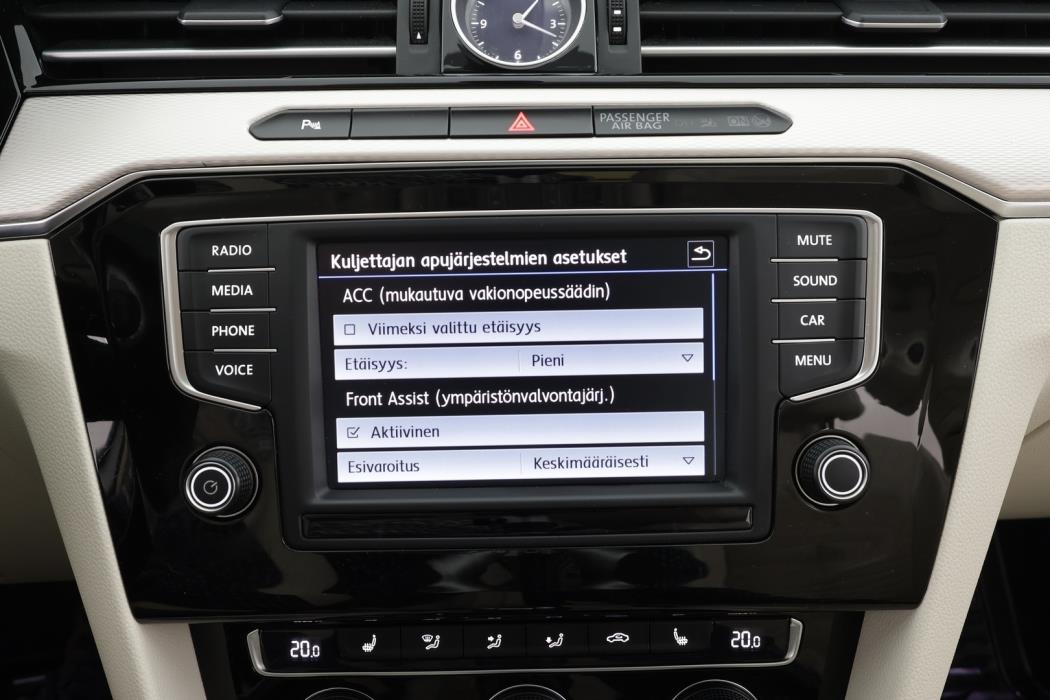 VOLKSWAGEN Passat 2017