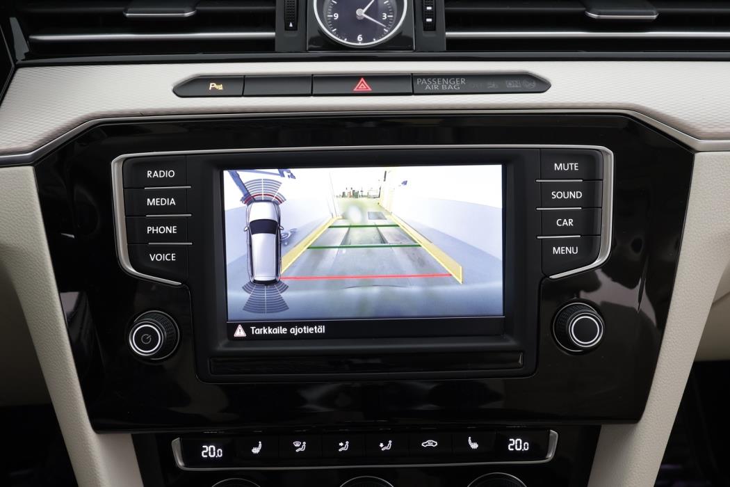 VOLKSWAGEN Passat 2017