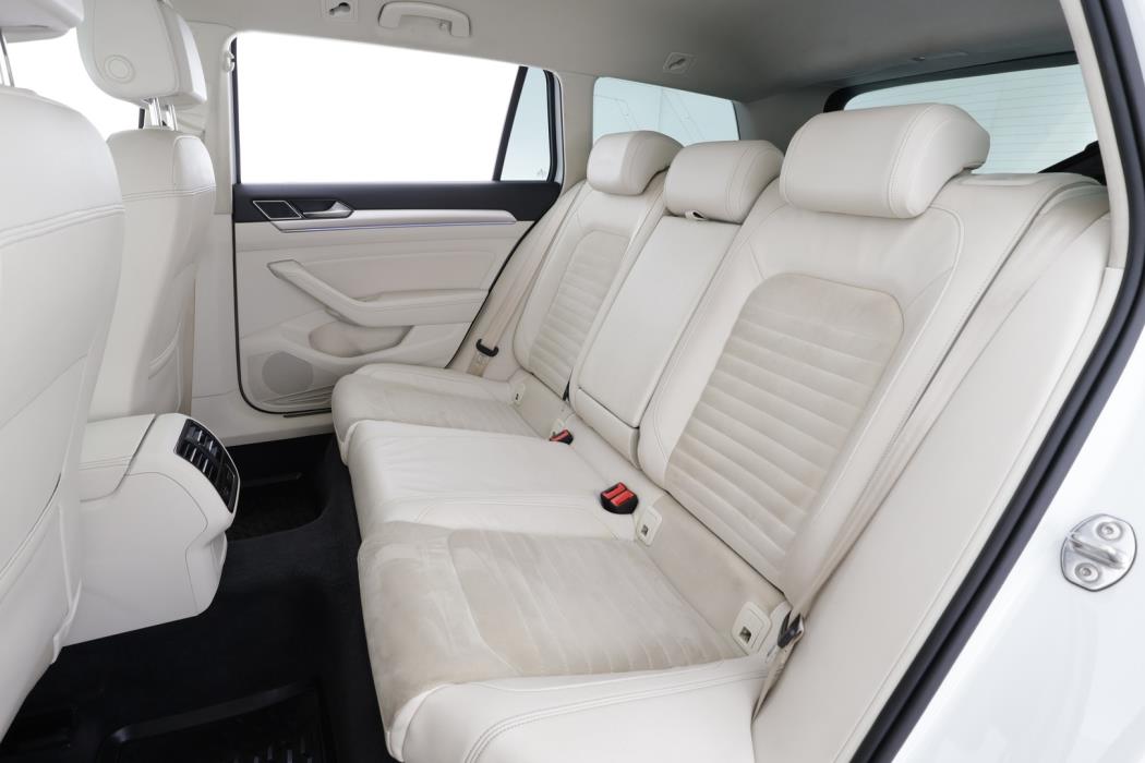 VOLKSWAGEN Passat 2017