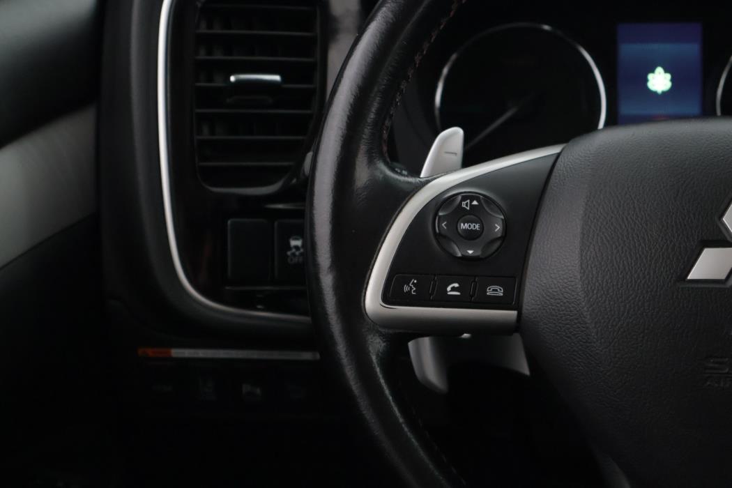 MITSUBISHI Outlander 2014
