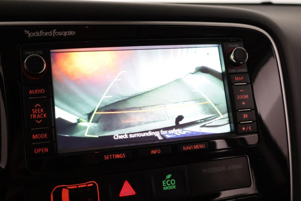 MITSUBISHI Outlander 2014