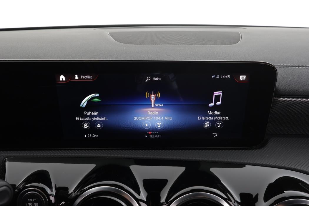 MERCEDES-BENZ CLA 2023