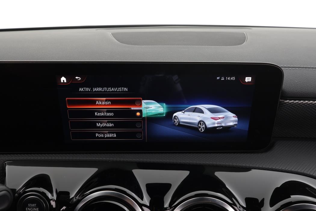 MERCEDES-BENZ CLA 2023