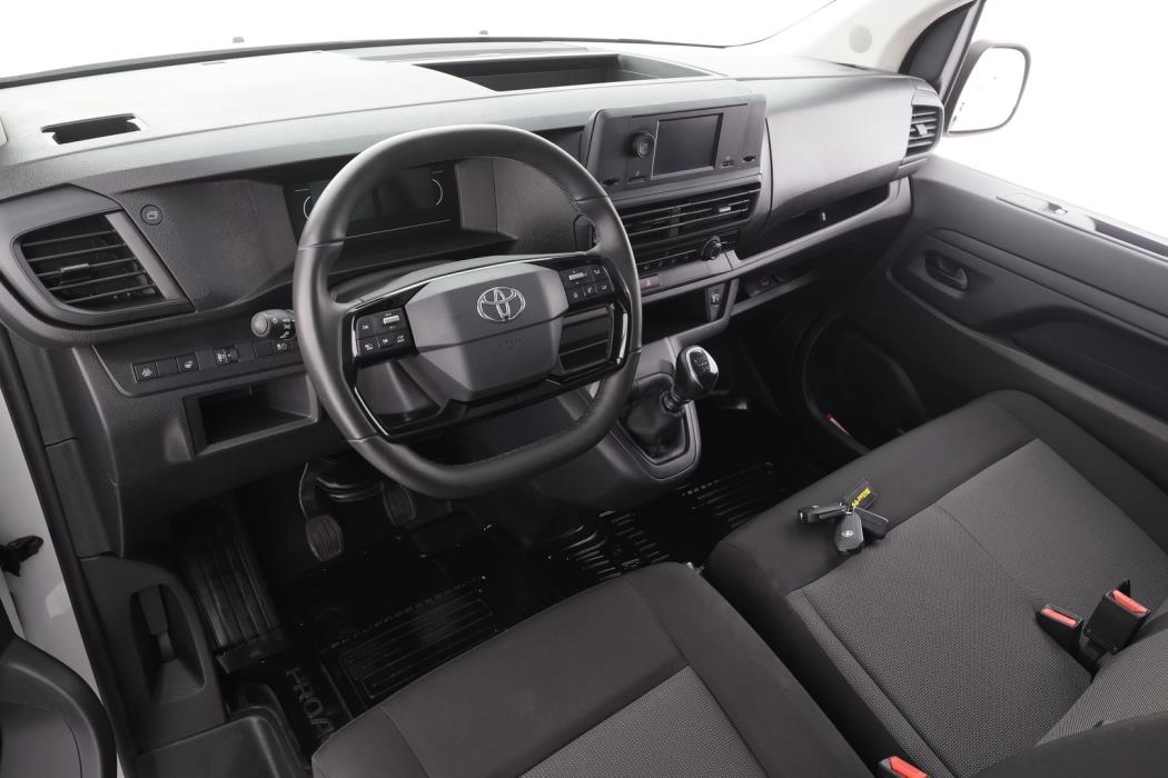 TOYOTA Proace 2024
