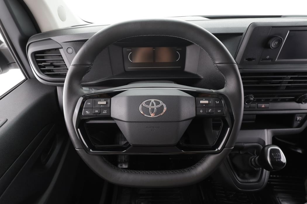 TOYOTA Proace 2024