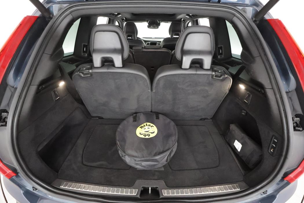 VOLVO XC90 2020