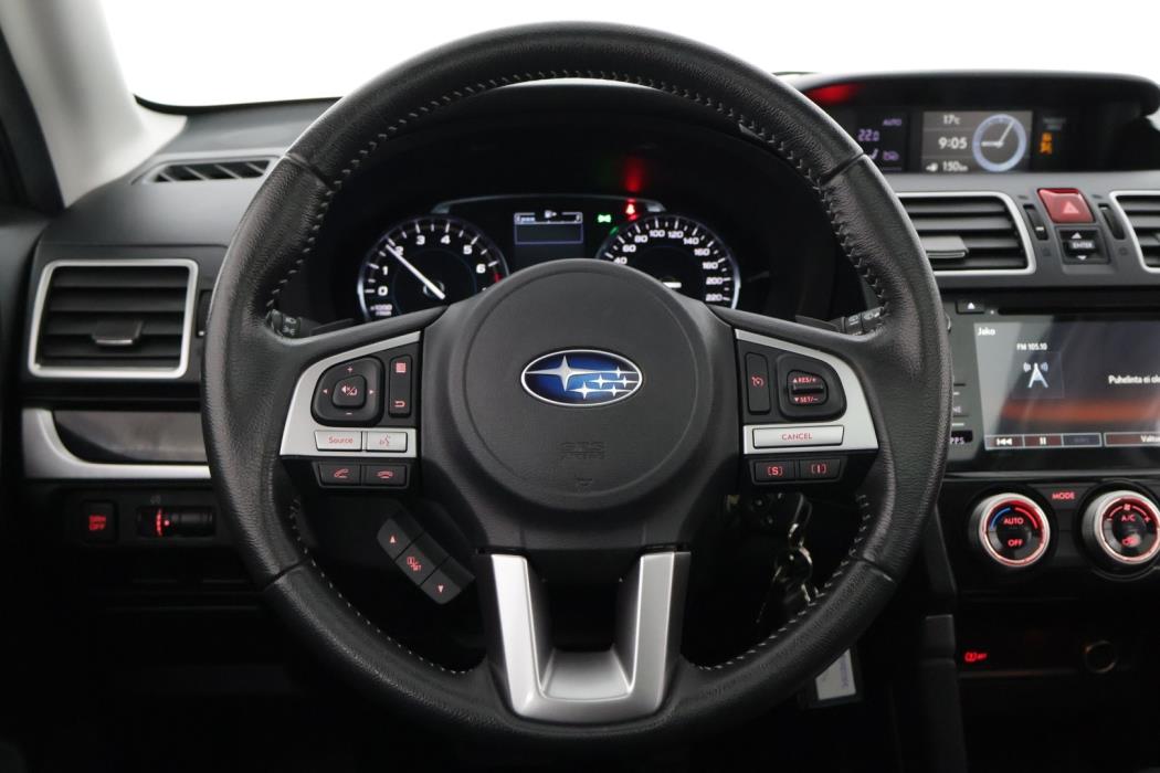 SUBARU Forester 2017