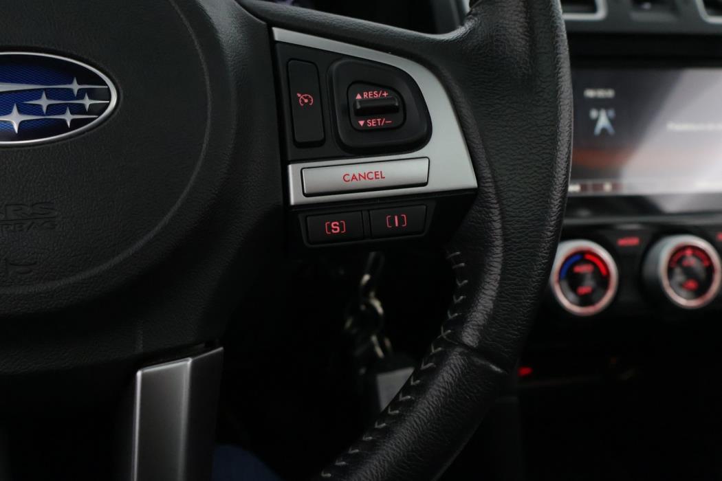 SUBARU Forester 2017