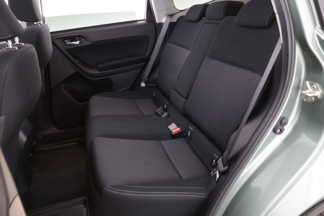 SUBARU Forester 2017