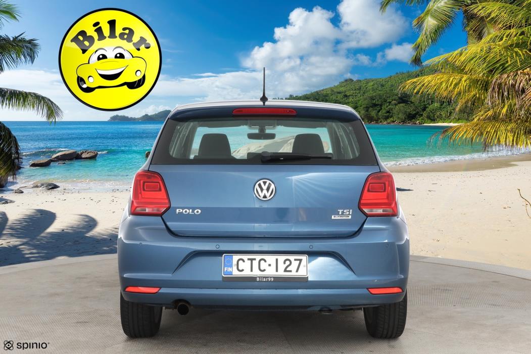 VOLKSWAGEN Polo 2015