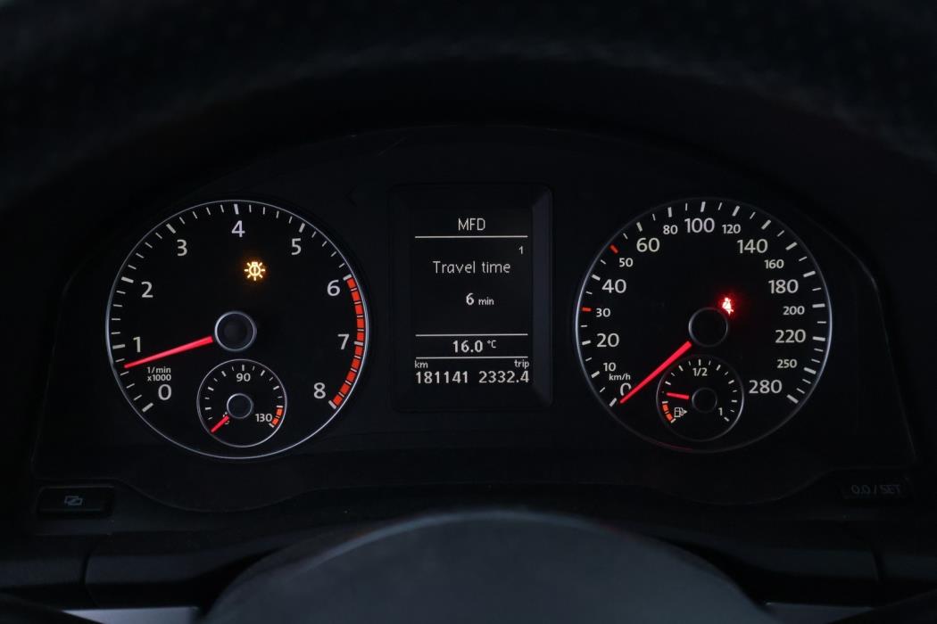 VOLKSWAGEN Scirocco 2011