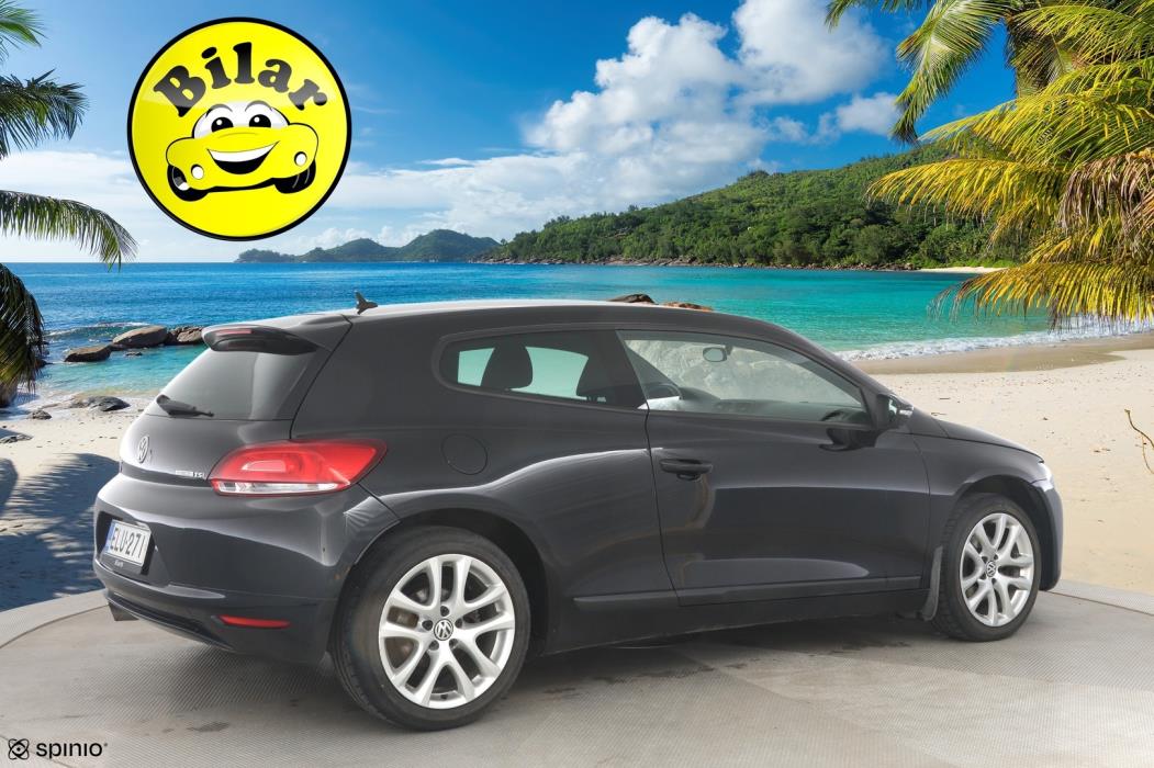 VOLKSWAGEN Scirocco 2011
