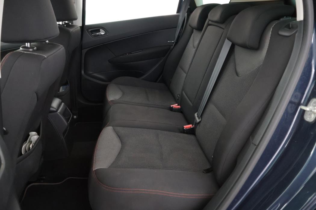 PEUGEOT 308 2013