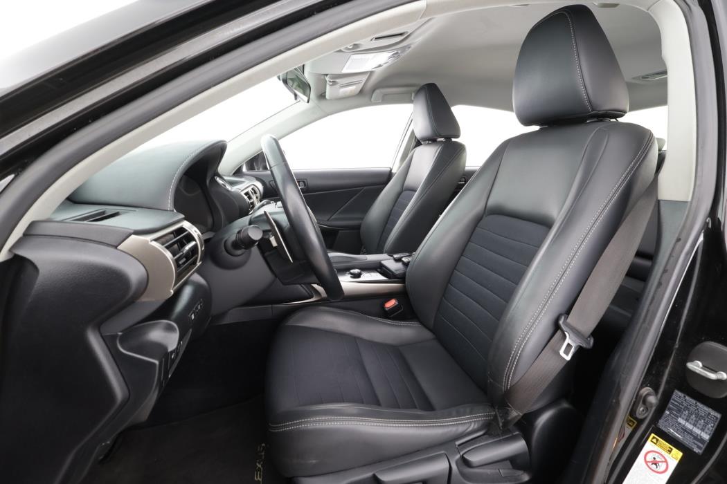 LEXUS IS 2014