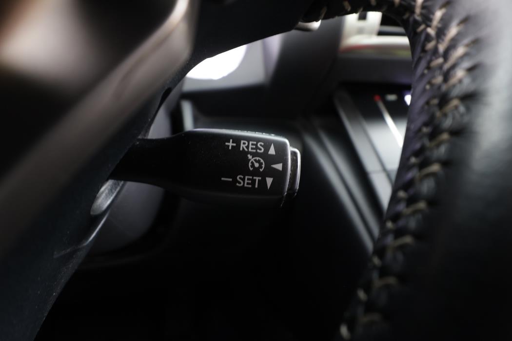 LEXUS IS 2014