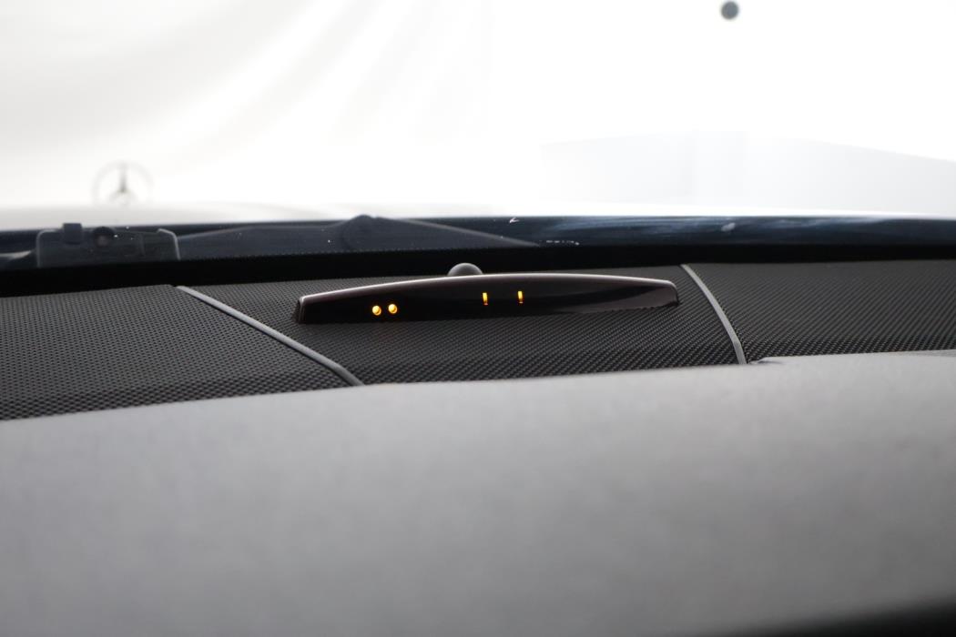 MERCEDES-BENZ E 2010