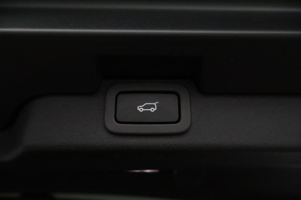 LAND ROVER Discovery 2018