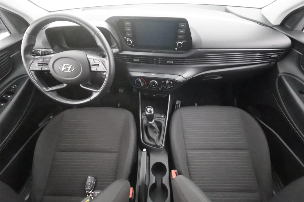 HYUNDAI i20 Hatchback 2021