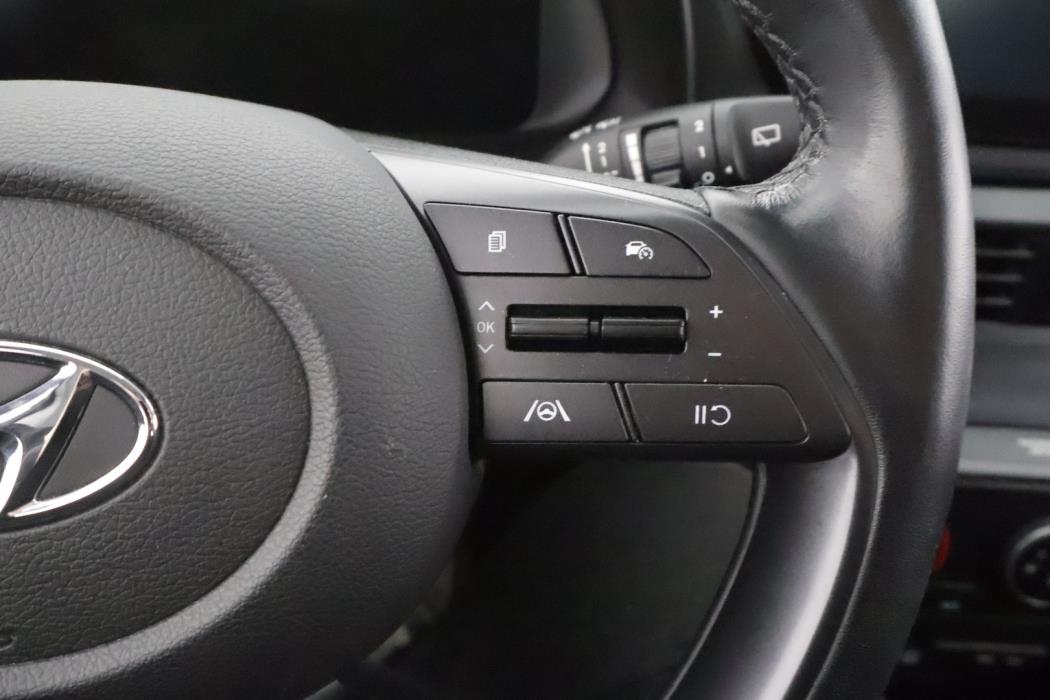 HYUNDAI i20 Hatchback 2021