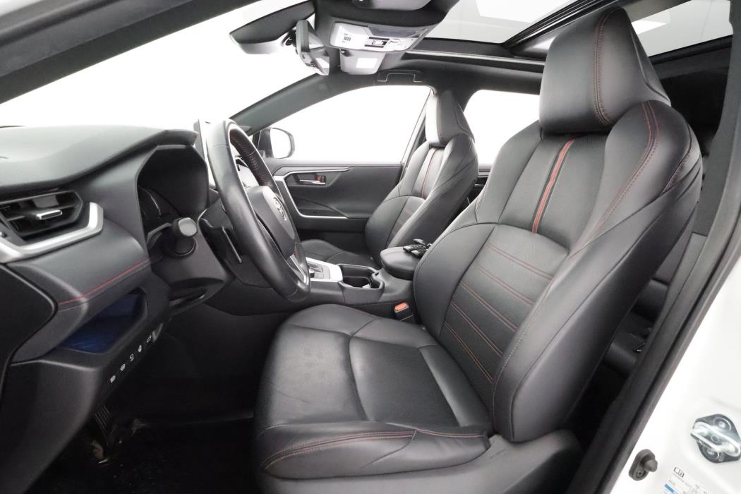 TOYOTA RAV4 Plug-in 2021