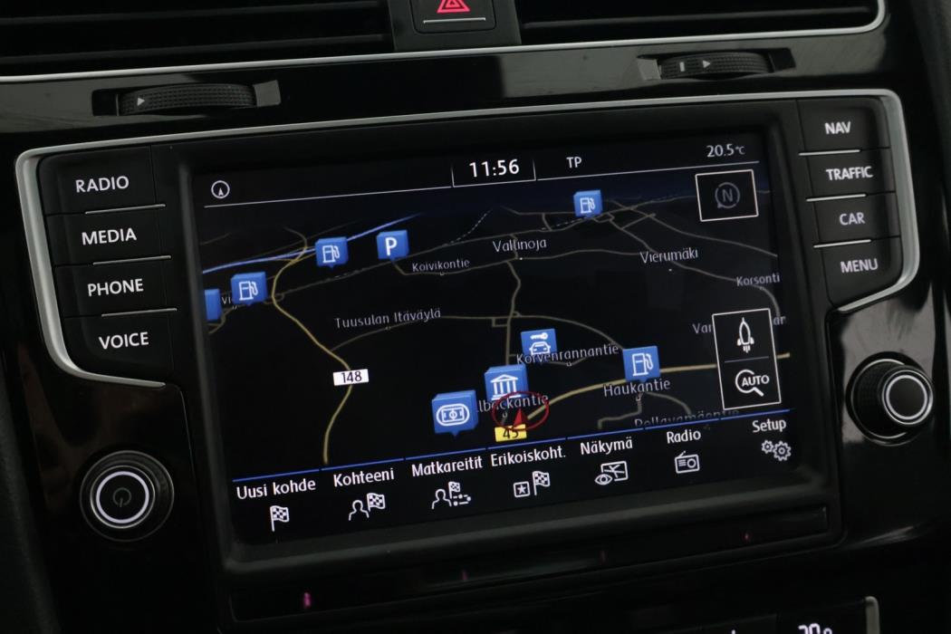 VOLKSWAGEN Golf 2015
